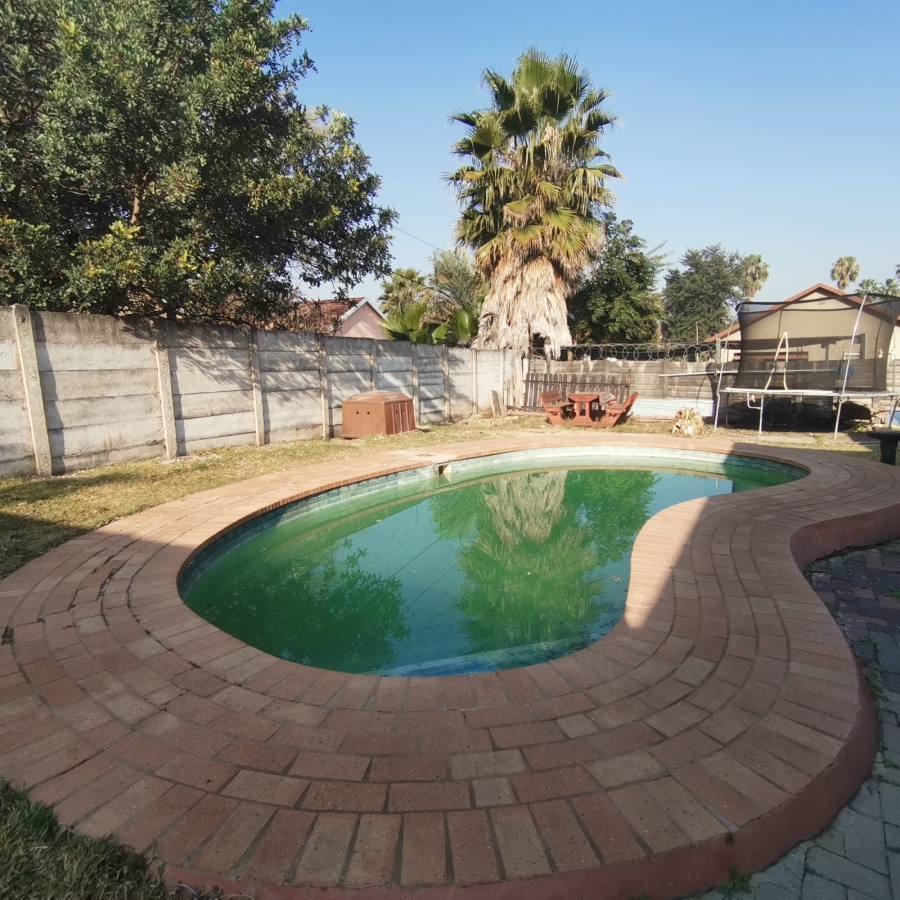 4 Bedroom Property for Sale in Brits North West